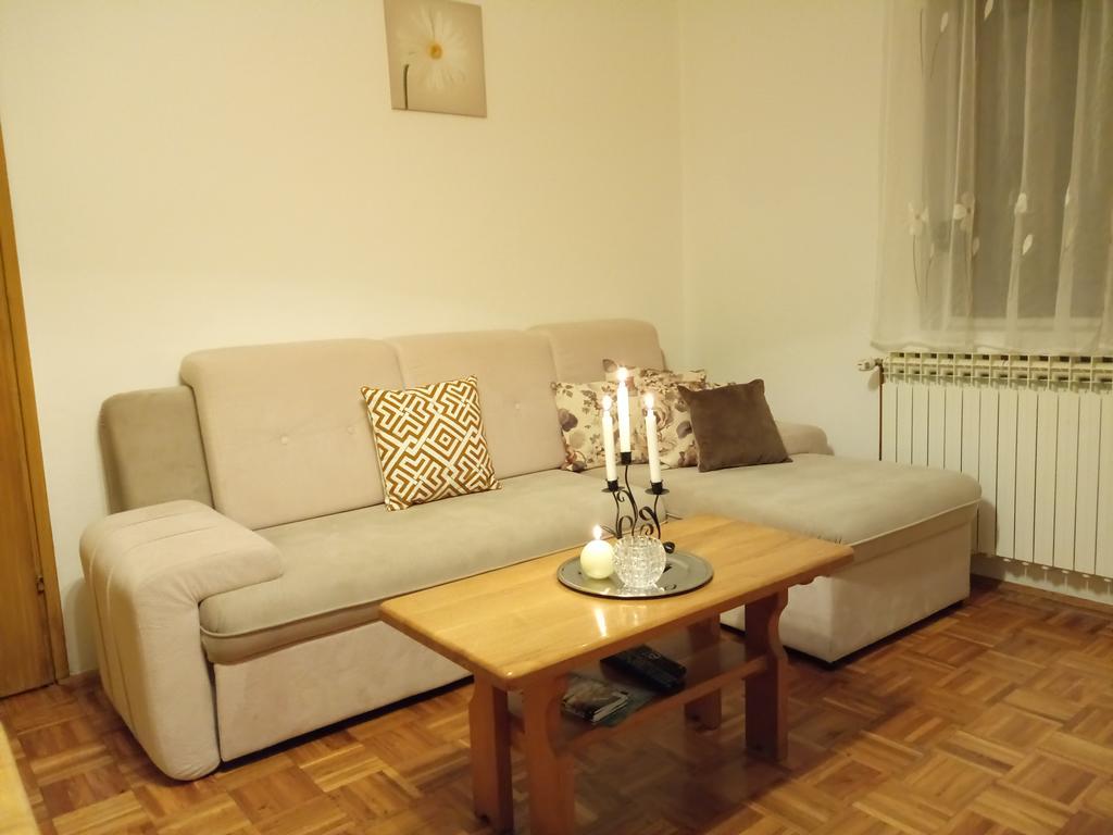 Holiday Home Bozicevic Раковица Екстериор снимка