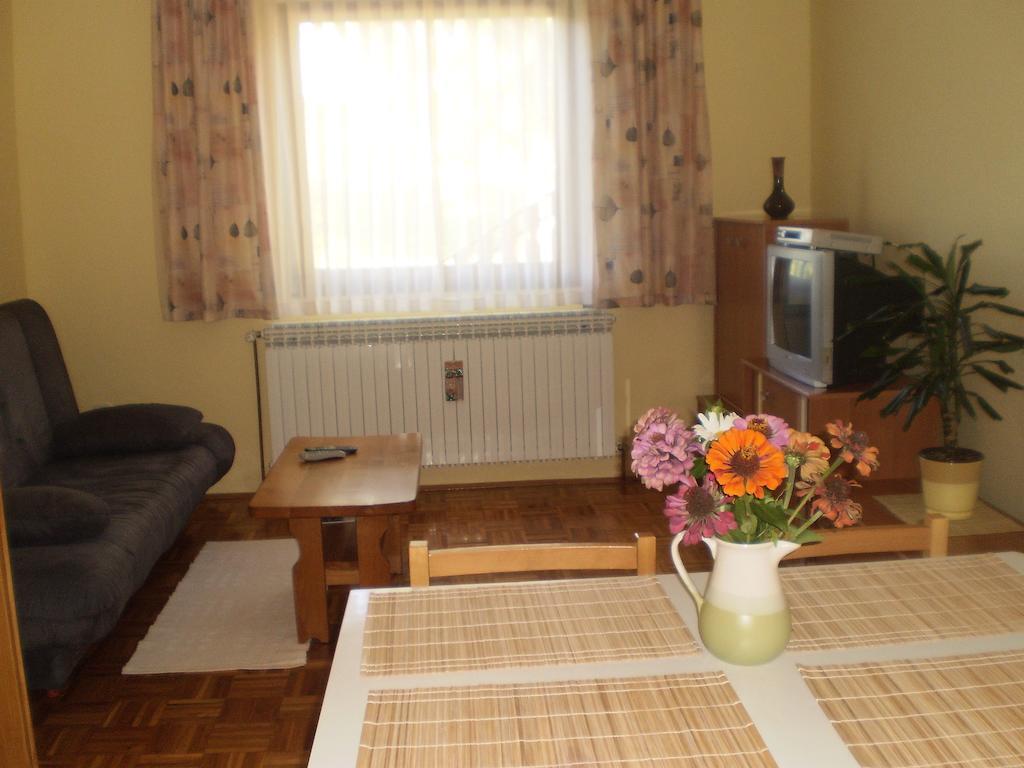 Holiday Home Bozicevic Раковица Стая снимка